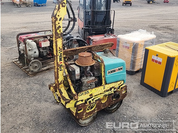 Travaux routiers AMMANN AR65