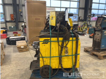 Équipement de garage ESAB Mig Welder (2 of): photos 5 Équipement de garage ESAB Mig Welder (2 of): photos 5