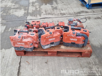L'équipement de construction Hilti Battery Vacuum (3 of), 110Volt Orbital Sander (2 of), Battery Drill, Battery (2 of), Charger (4 of), Milwaukee Battery Impact Wrench (2 of), Charger (2 of), Battery, DeWalt Battery Impact Wrench: photos 4