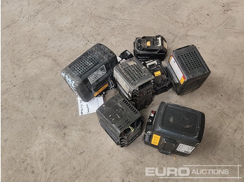L'équipement de construction Husqvarna & Makita 7.2, 18 & 36 Volt Cordless Tool Batterys (8 of): photos 2