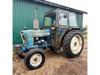 Tracteur agricole FORD