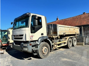 Camion benne IVECO Trakker