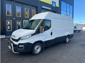 Fourgon utilitaire IVECO Daily