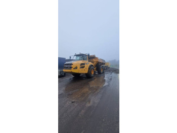 Tombereau articulé VOLVO A40F