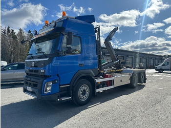 Camion ampliroll VOLVO FMX 540