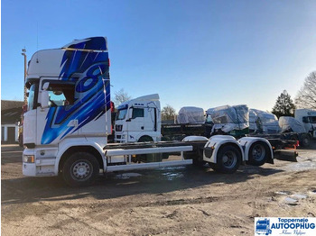 Châssis cabine Scania R730 6X2 ONLY PARTS: photos 3