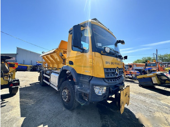 Véhicule de voirie/ Spécial, Camion Mercedes-Benz 1824: photos 2