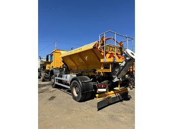 Véhicule de voirie/ Spécial, Camion Mercedes-Benz 1824: photos 4