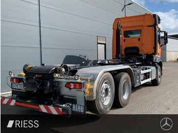 Mercedes-Benz 2551 L Abrollkipper mit HAD, gelenkter liftbarer — crédit-bail Mercedes-Benz 2551 L Abrollkipper mit HAD, gelenkter liftbarer: photos 3