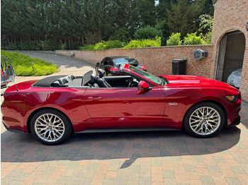 Berline Ford Mustang GT Convertible: photos 4 Berline Ford Mustang GT Convertible: photos 4