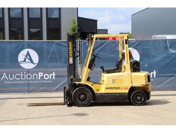 Chariot élévateur à gaz HYSTER