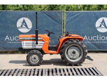 Tracteur agricole Kubota B1702DT: photos 2