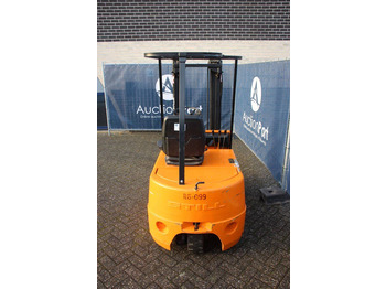 Chariot élévateur électrique Still 55D-SS: photos 4 Chariot élévateur électrique Still 55D-SS: photos 4