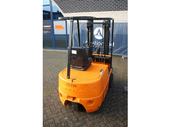 Chariot élévateur électrique Still 55D-SS: photos 5 Chariot élévateur électrique Still 55D-SS: photos 5