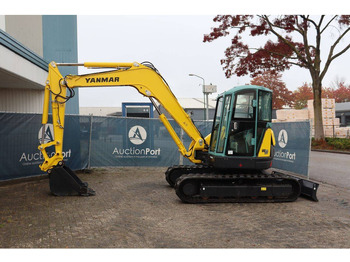 Pelle sur chenille YANMAR