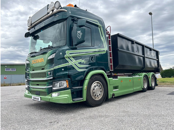 Camion ampliroll SCANIA