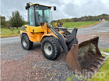 Chargeuse sur pneus VOLVO L30B