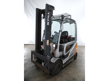 Chariot élévateur électrique STILL RX60