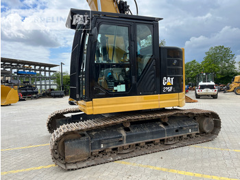 Pelle sur chenille Cat 325FL: photos 3
