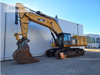 Pelle sur chenille CATERPILLAR 390