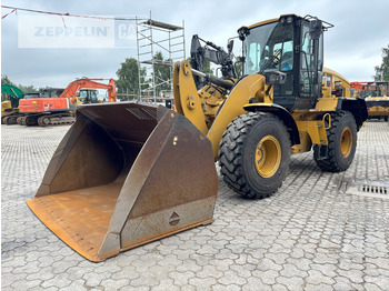 Chargeuse sur pneus CATERPILLAR 926M