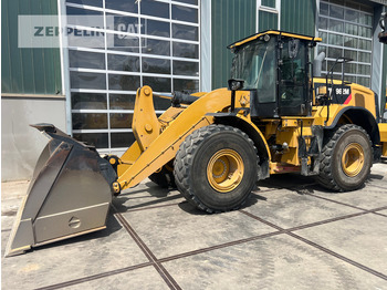Chargeuse sur pneus CATERPILLAR 962M