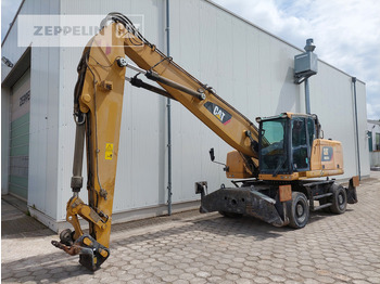 Pelle de manutention CATERPILLAR MH3024