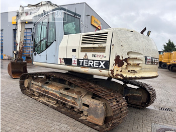 Pelle sur chenille TEREX