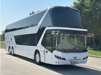 Bus à impériale NEOPLAN