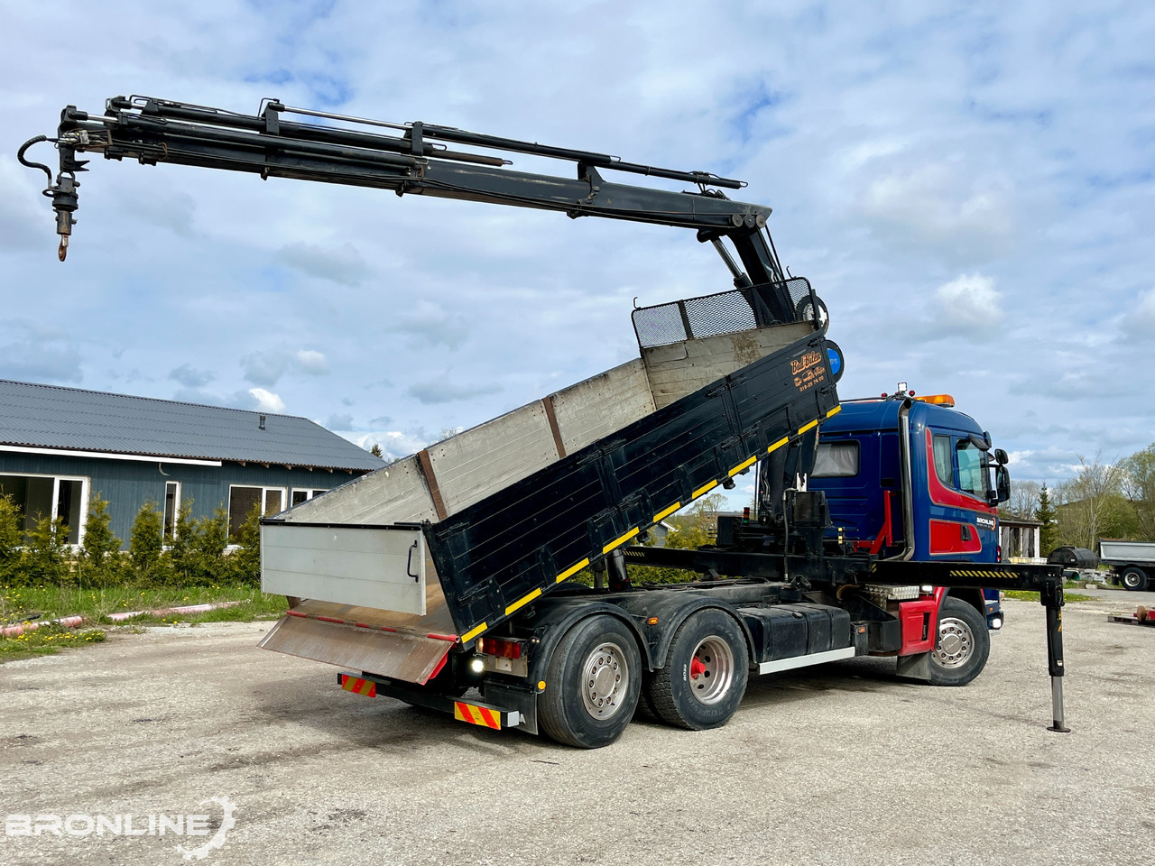 2002 SCANIA R114 6X2*4 Tipper+HIAB 166-e5 crane - Camion benne, Camion grue: photos 5 2002 SCANIA R114 6X2*4 Tipper+HIAB 166-e5 crane - Camion benne, Camion grue: photos 5