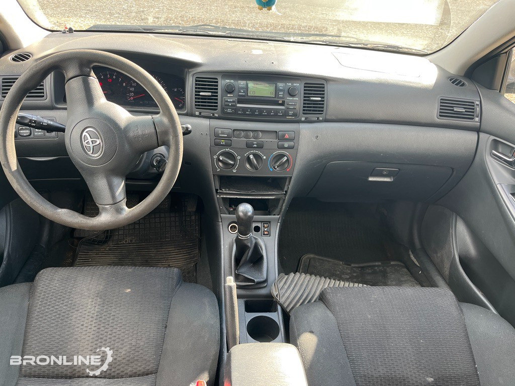 Voiture 2005 Toyota Corolla 1.6 81kW: photos 17