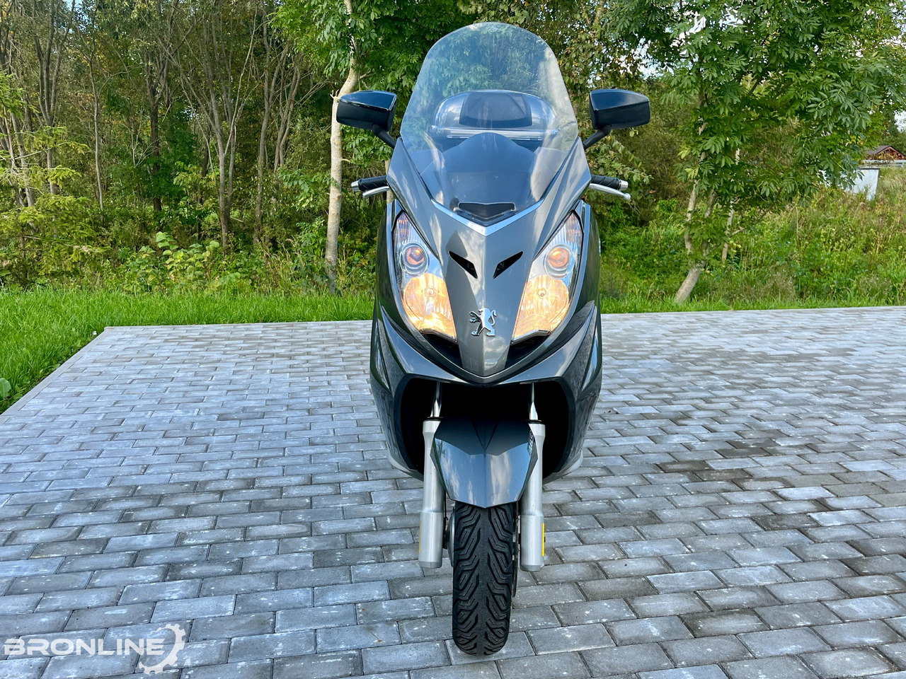 2010 PEUGEOT SATELIS 500cc - Motocyclette: photos 3 2010 PEUGEOT SATELIS 500cc - Motocyclette: photos 3