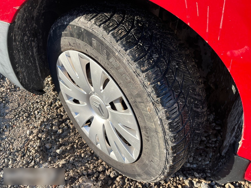 Voiture 2015 Citroën Berlingo 1.6 84kw: photos 23 Voiture 2015 Citroën Berlingo 1.6 84kw: photos 23