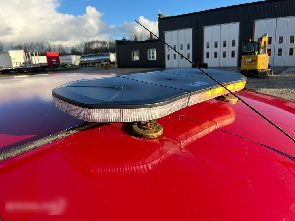 Voiture 2015 Citroën Berlingo 1.6 84kw: photos 19 Voiture 2015 Citroën Berlingo 1.6 84kw: photos 19