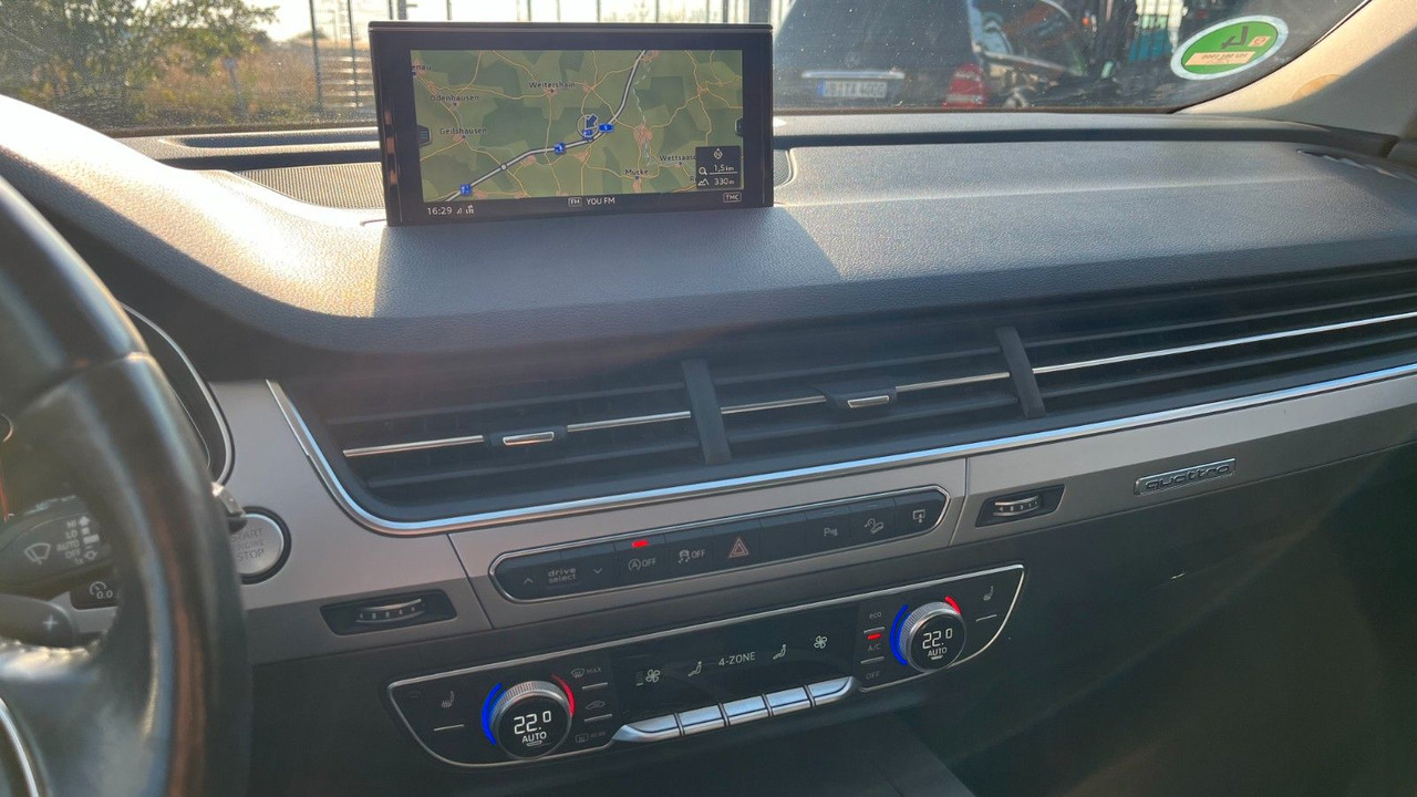 SUV Audi Q7 3.0 TDI quattro Standheizung Allradlenkung: photos 10