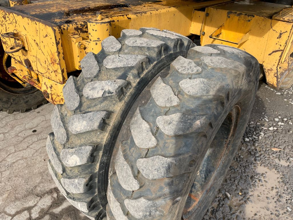 Pelle sur pneus Liebherr A 911 C A911C Umschlagbagger  Magnet-Generator: photos 9