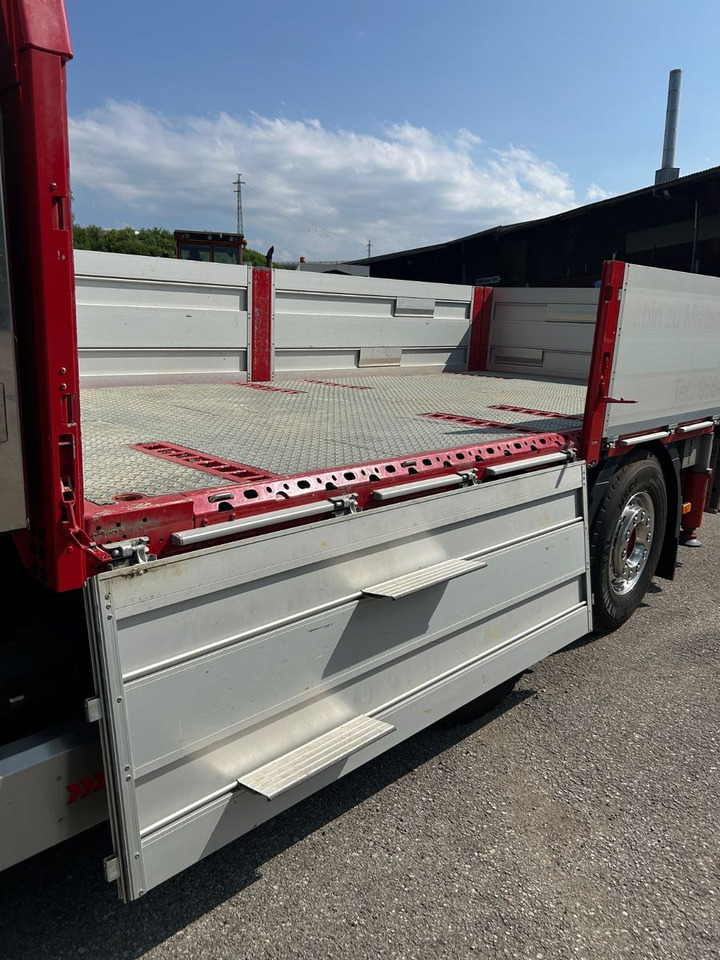 Volvo FH 500 8x2 HMF Kran 9520K - RCS - Camion grue: photos 5 Volvo FH 500 8x2 HMF Kran 9520K - RCS - Camion grue: photos 5