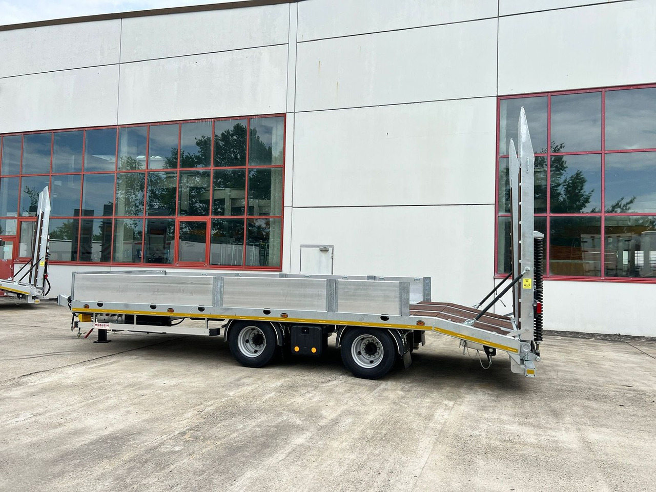 Möslein 21 t Tandemtieflader, Luftgefedert, NEU - Remorque porte-engin surbaissée: photos 1 Möslein 21 t Tandemtieflader, Luftgefedert, NEU - Remorque porte-engin surbaissée: photos 1