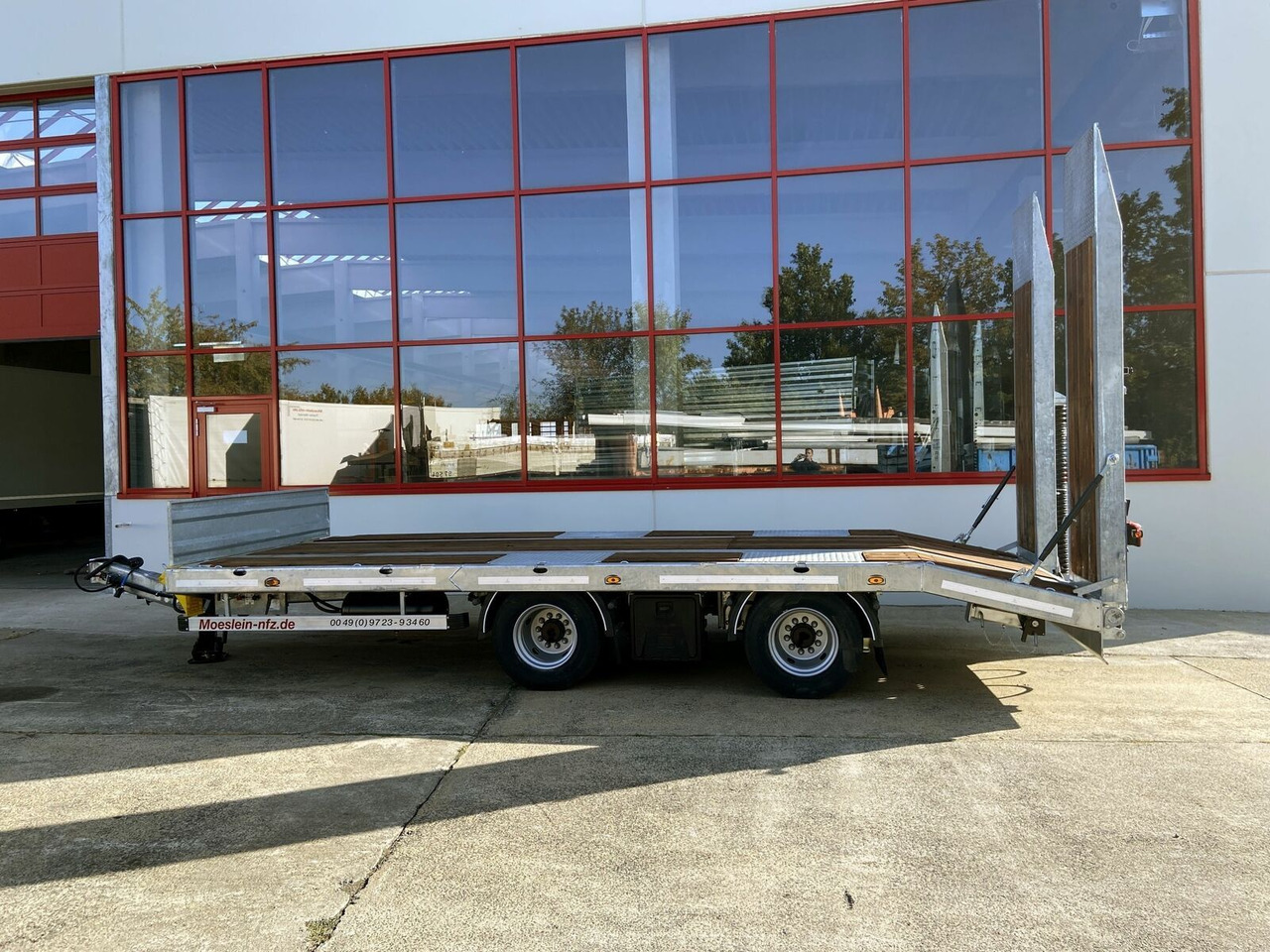 Möslein 21 t Tandemtieflader, Luftgefedert, NEU - Remorque porte-engin surbaissée: photos 5 Möslein 21 t Tandemtieflader, Luftgefedert, NEU - Remorque porte-engin surbaissée: photos 5