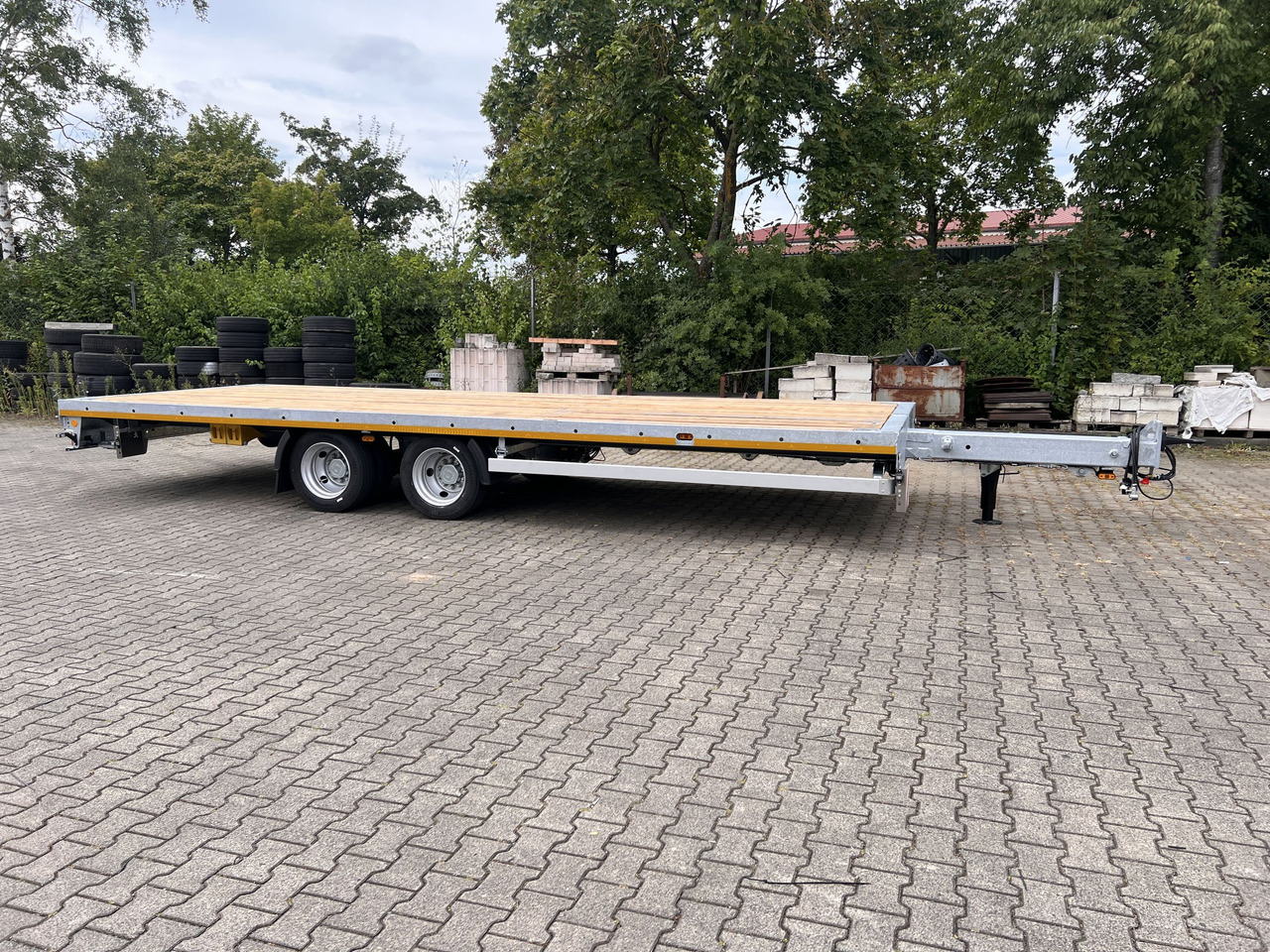 Möslein THT 11 G Ausziehbar 11,9 t Tandemanhänger- Tieflader, ausziehbarLuftgefedert - Remorque plateau: photos 3 Möslein THT 11 G Ausziehbar 11,9 t Tandemanhänger- Tieflader, ausziehbarLuftgefedert - Remorque plateau: photos 3