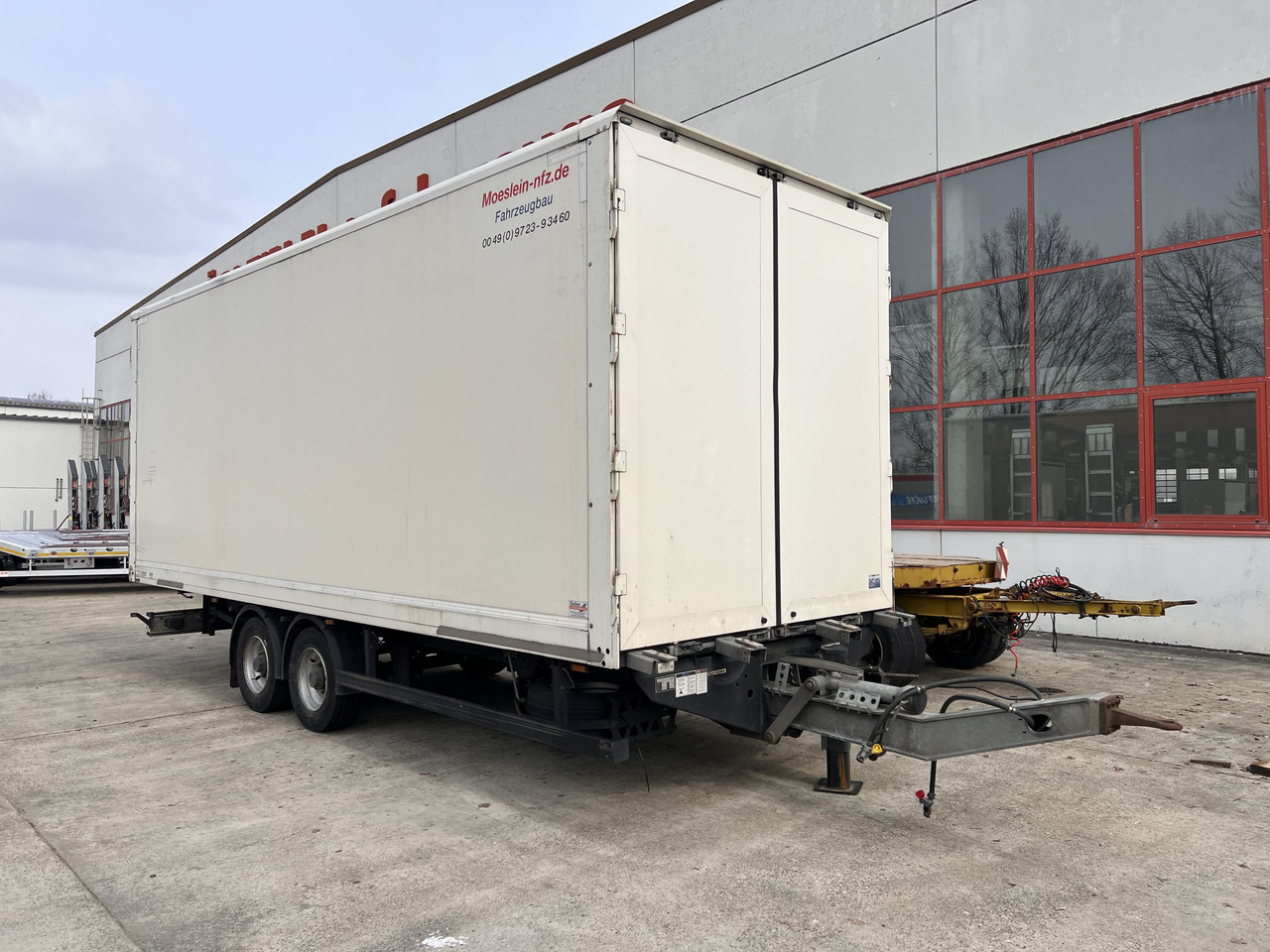 Möslein TKO 105 D Schwebheim Tandemkoffer Durchladbar - Remorque fourgon: photos 2 Möslein TKO 105 D Schwebheim Tandemkoffer Durchladbar - Remorque fourgon: photos 2