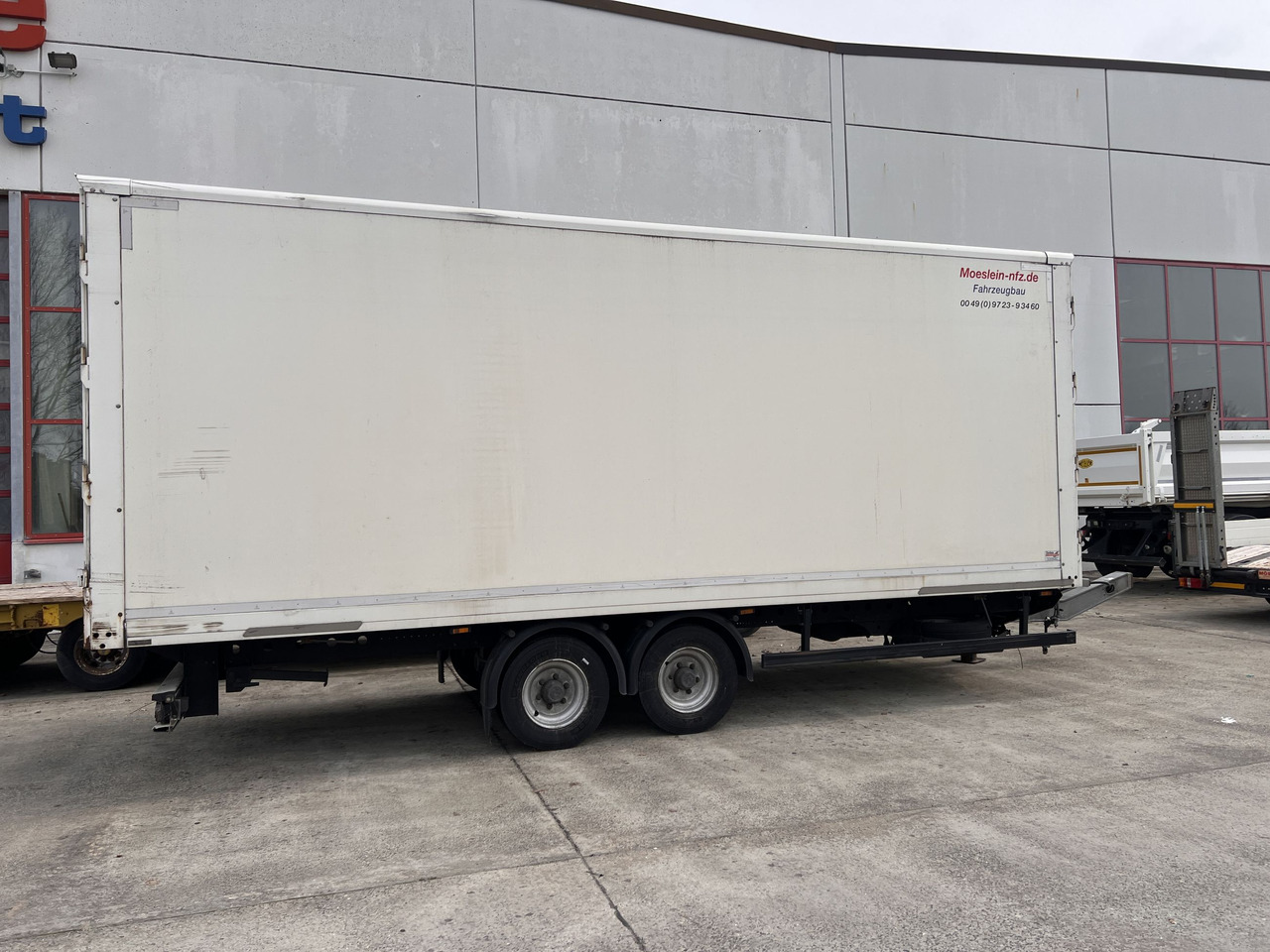 Möslein TKO 105 D Schwebheim Tandemkoffer Durchladbar - Remorque fourgon: photos 3 Möslein TKO 105 D Schwebheim Tandemkoffer Durchladbar - Remorque fourgon: photos 3