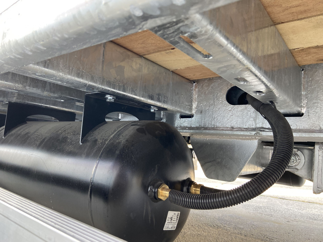 Möslein TT19 - 7,2 19 t Tandemtieflader, Luftgefedert, NEU - Remorque porte-engin surbaissée: photos 3 Möslein TT19 - 7,2 19 t Tandemtieflader, Luftgefedert, NEU - Remorque porte-engin surbaissée: photos 3