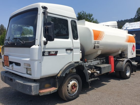 RENAULT S150 - Camion citerne: photos 1 RENAULT S150 - Camion citerne: photos 1