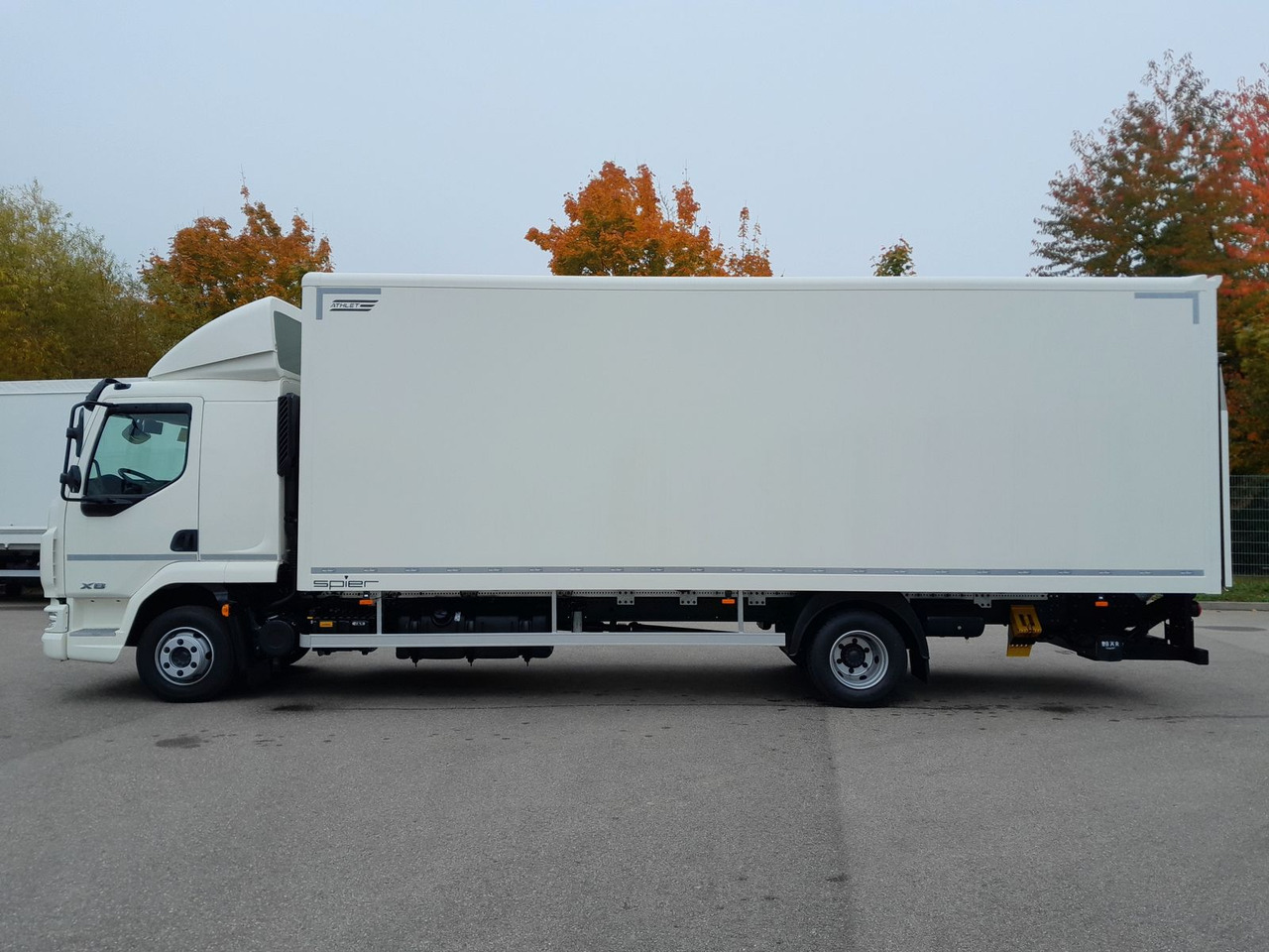 DAF FA XB 230 12t - Camion fourgon: photos 4 DAF FA XB 230 12t - Camion fourgon: photos 4