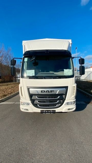 DAF LF 210 7,49t Pritsche Plane LBW - Utilitaire rideaux coulissants (PLSC): photos 5 DAF LF 210 7,49t Pritsche Plane LBW - Utilitaire rideaux coulissants (PLSC): photos 5