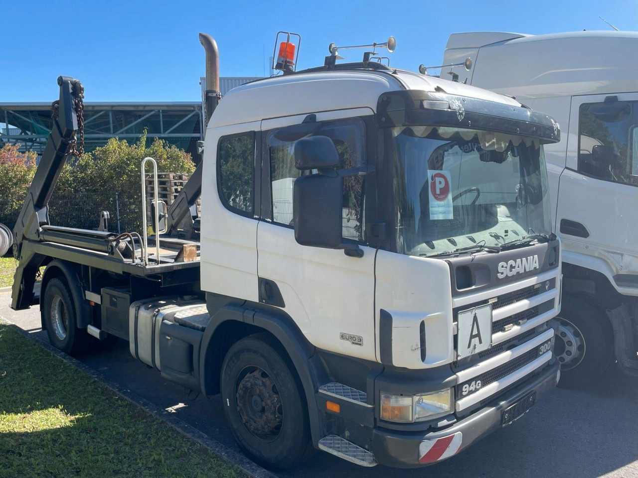 Scania B4X2 ATL, Absetzkipper - Camion benne, Camion grue: photos 1 Scania B4X2 ATL, Absetzkipper - Camion benne, Camion grue: photos 1