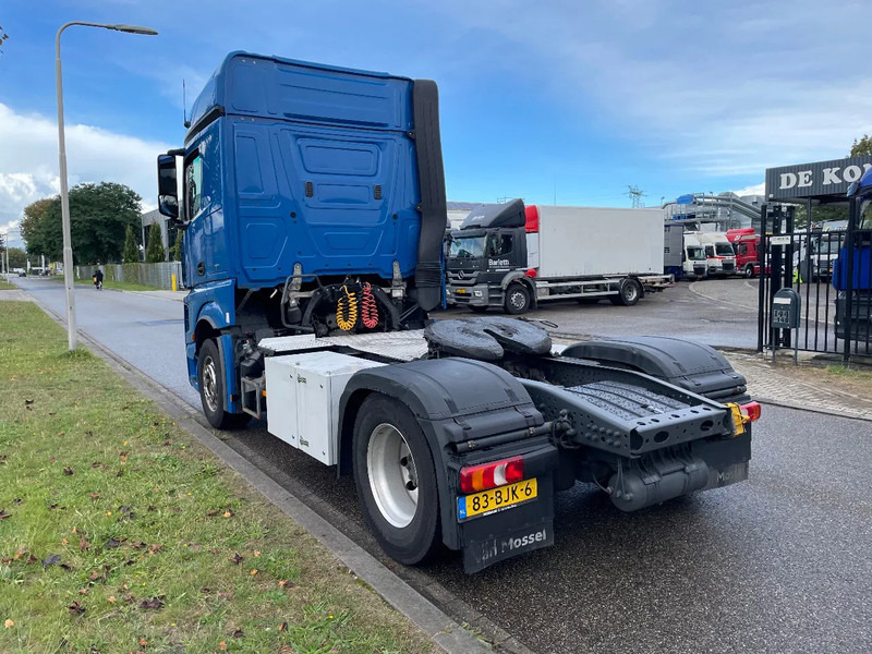 Mercedes-Benz Actros 1943 full adr 2017 only 695.000 km - Tracteur routier: photos 3 Mercedes-Benz Actros 1943 full adr 2017 only 695.000 km - Tracteur routier: photos 3