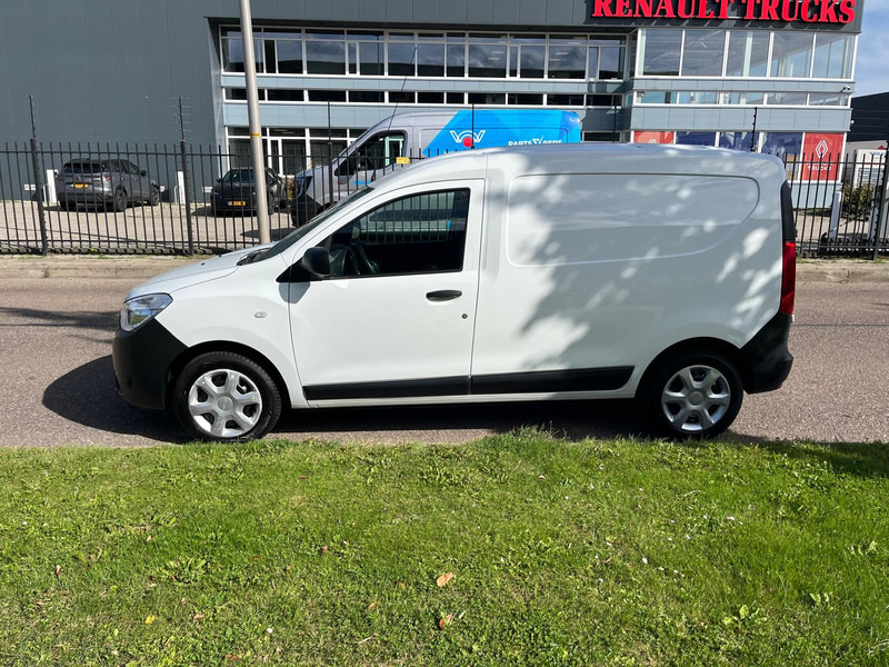 Dacia Dokker 1.5 dci 75 pk Euro 6 - Fourgonnette: photos 3 Dacia Dokker 1.5 dci 75 pk Euro 6 - Fourgonnette: photos 3