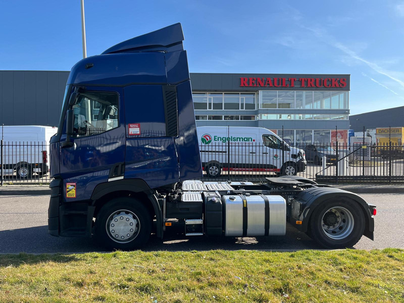 Renault T-evo 440 T4x2, Sleepercab Comfort 2 Beds, Optidriver, Optibrake - Tracteur routier: photos 4 Renault T-evo 440 T4x2, Sleepercab Comfort 2 Beds, Optidriver, Optibrake - Tracteur routier: photos 4